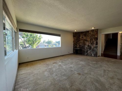 7165 Peralta Pl, Riverside CA  92509-6339 exterior