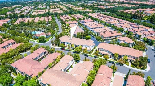 61 Nature, Irvine CA  92620-3827 exterior