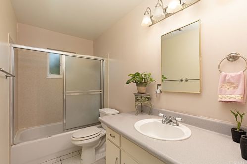 1904 Orange Ave, Anaheim CA  92804-3501 exterior