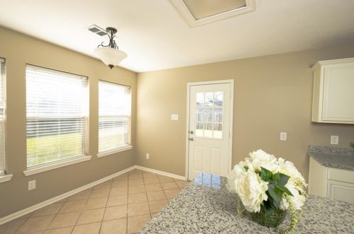 1612 Helmsley Dr, Richmond TX 77471-6137 exterior