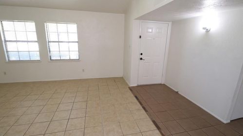 441 Rainier St, Cedar Hill TX 75104-2868 exterior