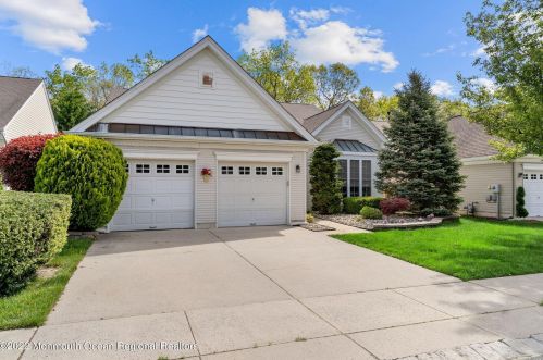 71 Oakmont Ln, Jackson Twp, NJ 08527-4027