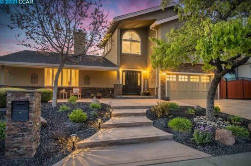 2781 Tahoe Dr, Livermore, CA 94550-6625