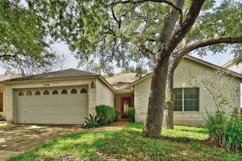 11204 Blairview Ln, Austin TX  78748-3911 exterior