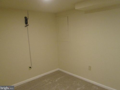 15 Valleyfield Ct, Silver Spring MD 20906-5724 exterior