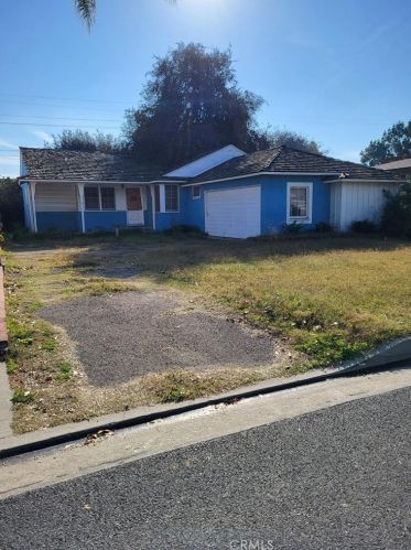 12734 Grovetree Ave, Downey, CA 90242-4123