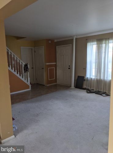 6 Orlando Ct, Erial, NJ 08081-4463
