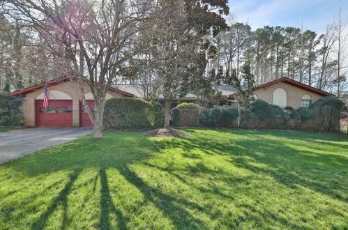 104 Lynford Ln, Holly Springs, GA 30189-2326