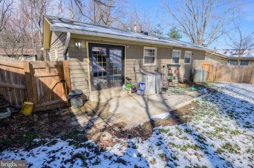 1009 Rosemere Ave, Silver Spring MD 20904-3007 exterior