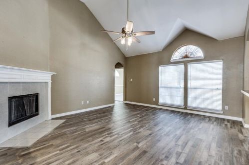 5408 Mdw Vly Dr, Fort Worth TX  76123-2841 exterior