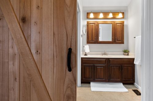 1217 Dogwood Ln, Carol Stream IL  60188-3322 exterior