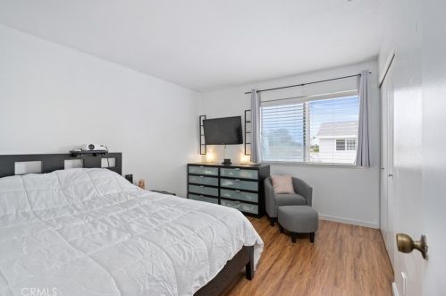 1333 Amberwick Ln, Anaheim CA  92804-5425 exterior