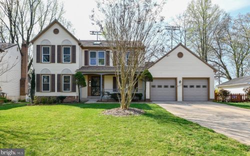 5316 Dunleigh Dr, Springfield, VA 22015-1651
