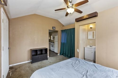 416 Prospect Ave, Riverside CA  92507-1419 exterior