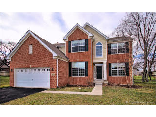 2032 Lucca Ct, Hoffman Estates, IL 60123-9007