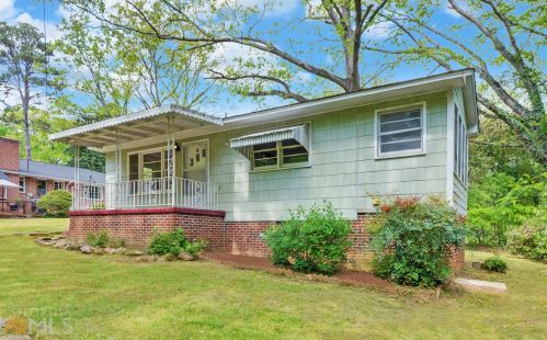 35 Saliba Dr, Hartwell, GA 30643-1952