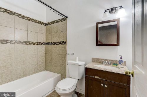 2656 16 St, Philadelphia PA  19132-2235 exterior