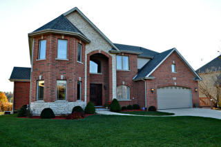 6465 Davidson Ct, Gurnee, IL 60031-4105