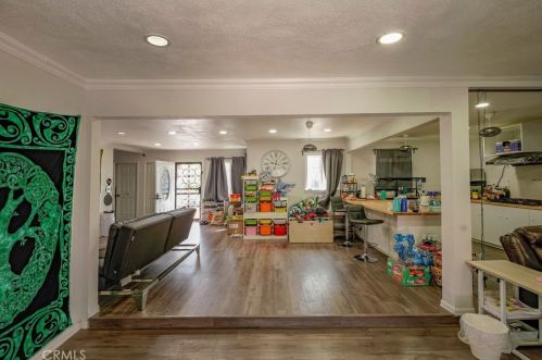 703 Ohio St, Anaheim CA  92805-4440 exterior