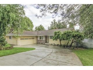 3703 Edgewood Dr, Vancouver, WA 98661-5409