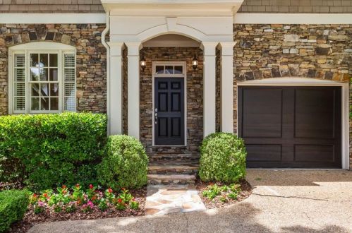 1504 Markan Dr, Atlanta GA  30306-2226 exterior