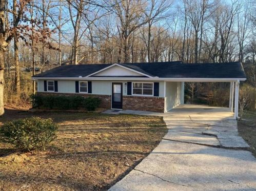 3460 Meadowview Dr, Lithia Springs, GA 30122-3711