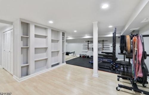 54 Kendal Ave, Maplewood NJ  07040-1143 exterior