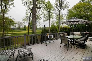 20 Hill Rd, Emerson, NJ 07630-1506