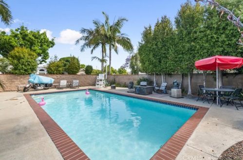 3330 Druid Ln, Los Alamitos, CA 90720-4842