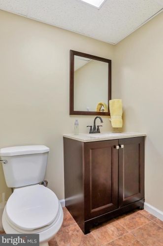 67 Tinning Ct, Hedgesville WV 25427-7367 exterior