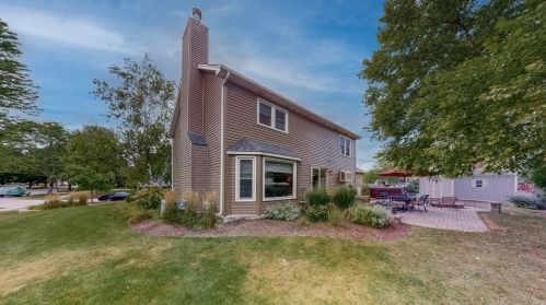 7 Wescott Ct, Lemont IL  60440-9000 exterior