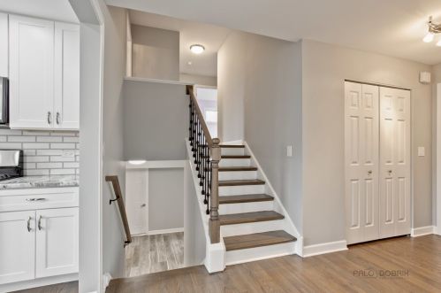 1019 Castlewood Ln, Bannockburn IL  60015-2609 exterior