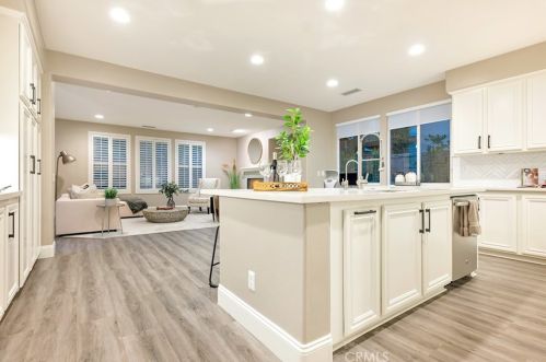 8208 Bailey Way, Anaheim CA  92808-2532 exterior