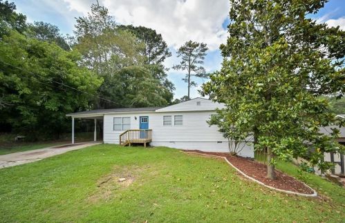 10143 Allen Dr, Porterdale, GA 30014-3714