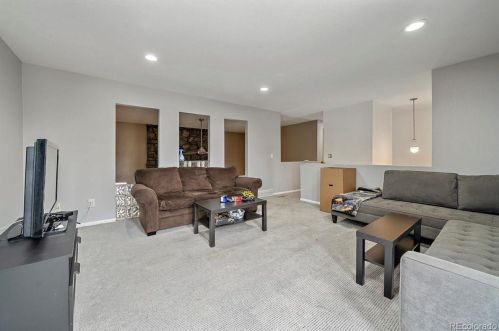 8634 Saratoga Pl, Denver CO  80237-2940 exterior