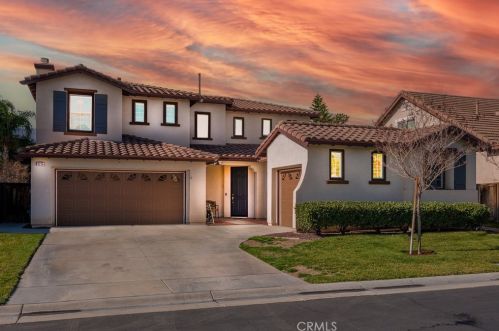 4256 Pondhill Ct, Riverside, CA 92505-3464