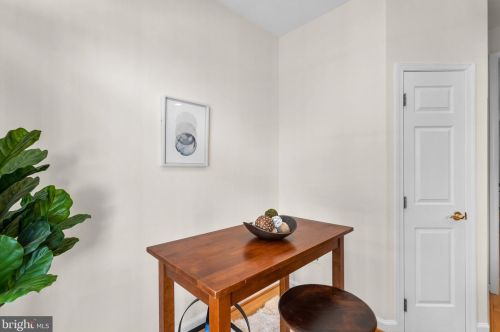 8509 2 Ave, Silver Spring MD 20910-2149 exterior