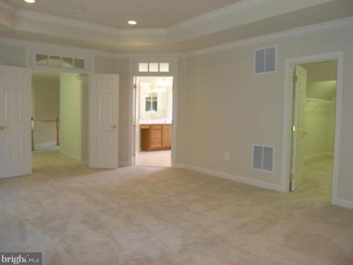3717 Fidelis Ct, Triangle VA  22172-2065 exterior