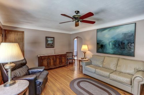 2233 Fernwood St, Saint Paul MN  55113-4311 exterior