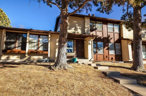 3830 Evanston St, Aurora, CO 80014-4010