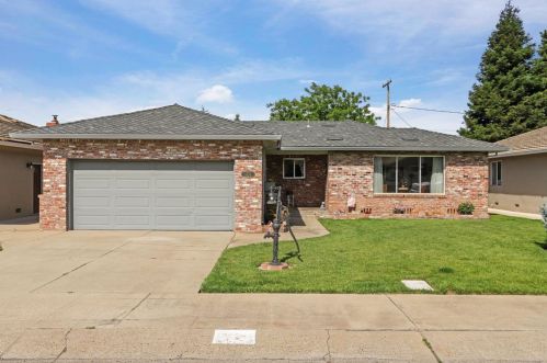 1231 Avena Ave, Lodi, CA 95240-5503