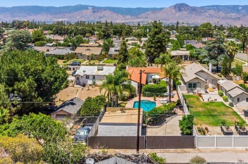 828 Campus Ave, Redlands CA  92374-3613 exterior
