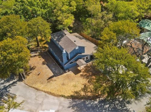 4220 Lakewood Dr, Fort Worth TX  76135-2703 exterior