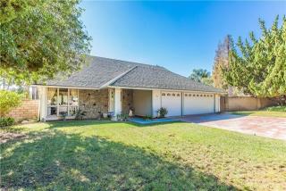 702 Keats Ct, Upland, CA 91784-1326