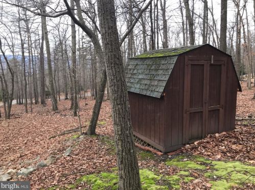 1391 Lost Riv Rdg Cir, Wardensville WV 26851-8514 exterior