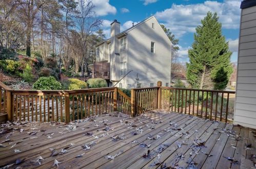 310 Halah Cir, Atlanta GA  30328-5200 exterior