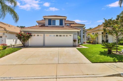 264 Cliffwood Dr, Simi Valley, CA 93065-6275