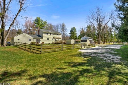 106 Pleasant Hill Rd, Dover NJ  07869-3467 exterior