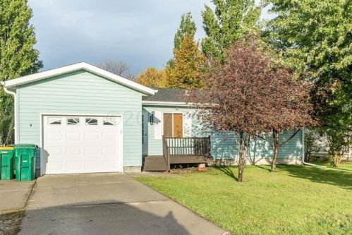 405 3rd St, Wild Rice, ND 58047-4615