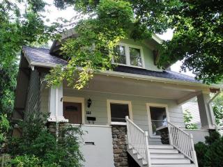184 Oronoke Rd, Waterbury, CT 06708-3324